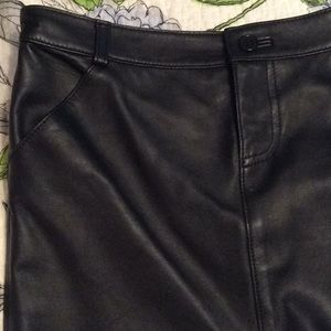 💯% Leather Pencil Skirt